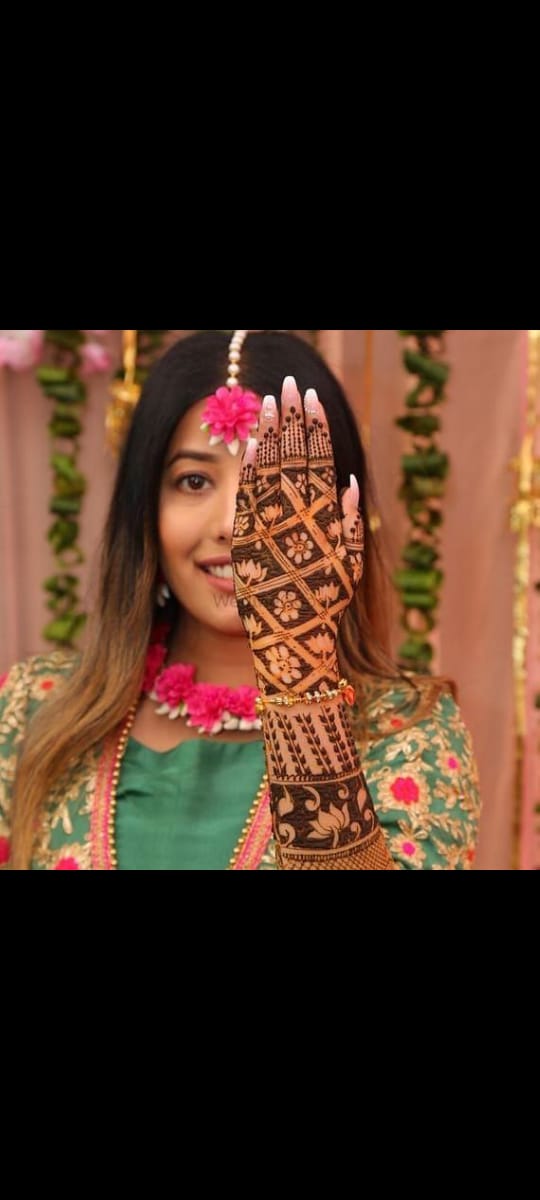 Bar Mala Bridal Mehandi - Image 3